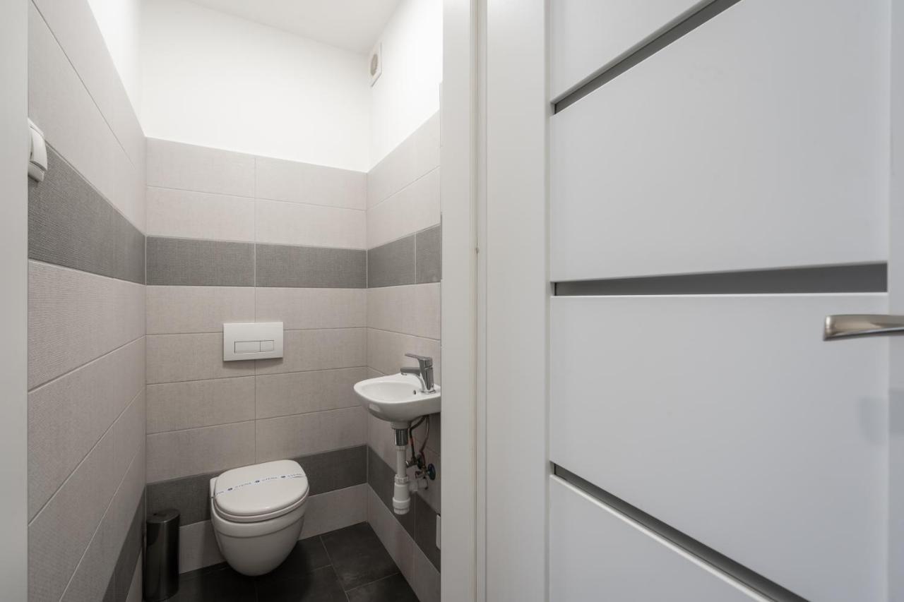 Cascade Corvin Apartment Budapeste Exterior foto